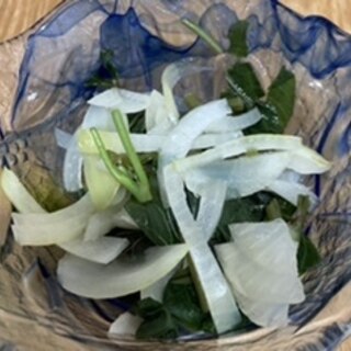 ほうれん草と玉ねぎの冷やしサラダ